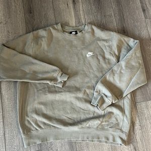 Nike Sweater